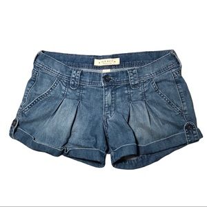 Jean Denim Shorts Blue Stretch Pleaded Old Navy 4 Summer Spring